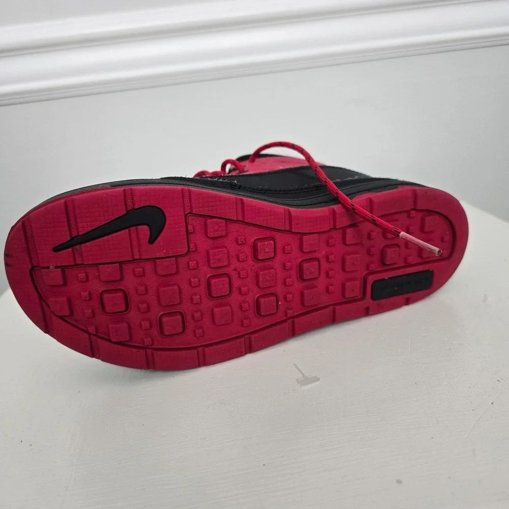 Nike ACG Youth Woodside II High Distance Duck Boots Sz 5Y Red/Black Winter Snow